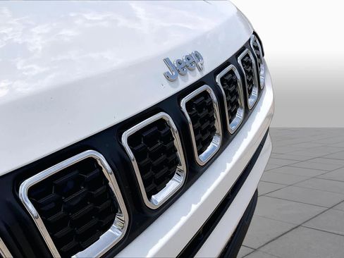 Used 2024 Jeep Compass Latitude AWD/4WD image 53