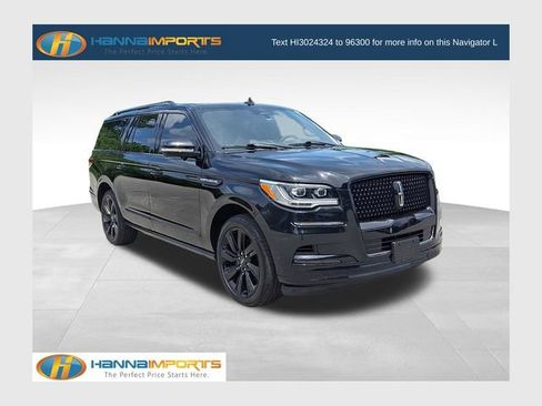 Used 2022 Lincoln Navigator L Reserve w/ Equipment Group 201A AWD/4WD image 1