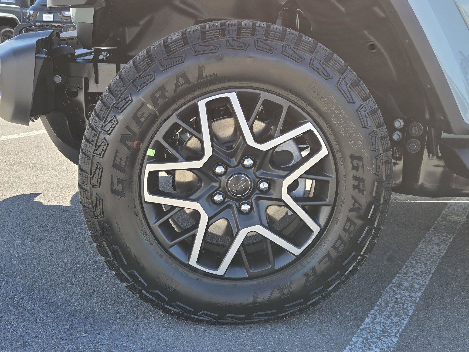 New 2027 Jeep Wrangler Unlimited Sahara AWD/4WD image 9