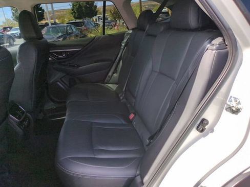 Used 2021 Subaru Outback Limited AWD/4WD image 30