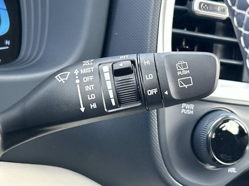 New 2026 Hyundai Venue SEL image 29