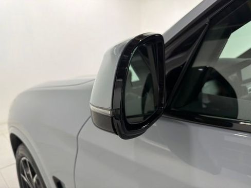 Certified 2023 BMW X3 xDrive30i w/ M Sport Package AWD/4WD image 9