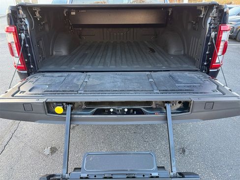 Used 2023 Ford F150 Raptor w/ Raptor Carbon Fiber Package image 39