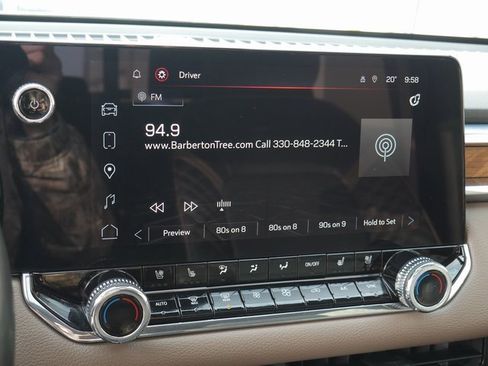 Used 2023 GMC Canyon Denali w/ Denali Black Edition image 22