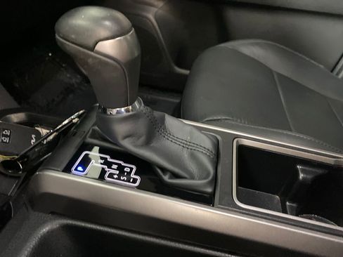 Certified 2022 Toyota Tacoma Limited image 22