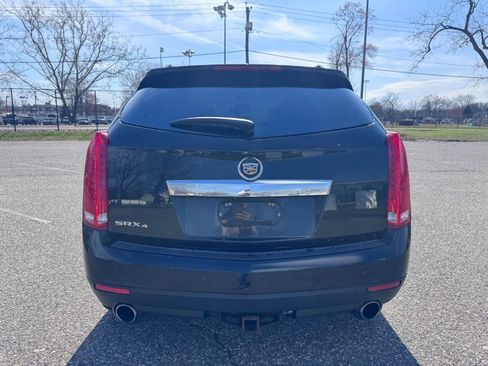 Used 2011 Cadillac SRX Luxury image 6
