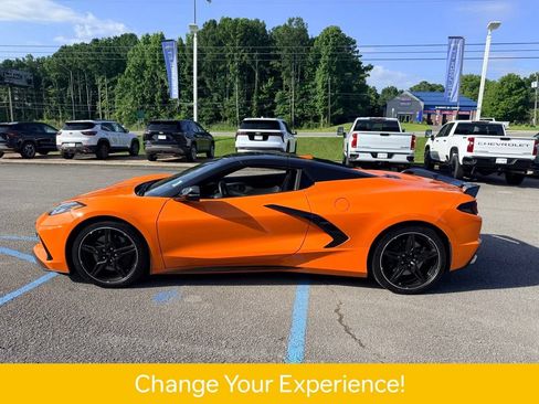 Used 2024 Chevrolet Corvette Stingray Preferred Conv w/ Z51 Performance Package RWD image 3