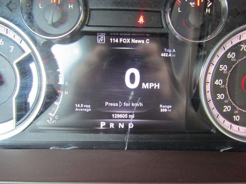 Used 2017 RAM 1500 Laramie image 28