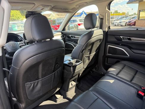 Used 2020 Kia Telluride EX AWD/4WD image 29