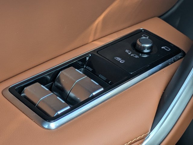New 2026 Jaguar F-PACE R-Dynamic S AWD/4WD image 25