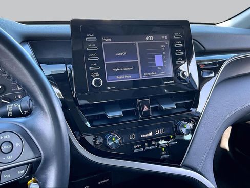 Used 2023 Toyota Camry SE FWD image 6