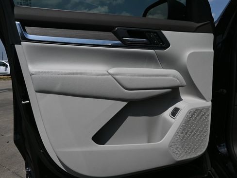 Used 2026 GMC Terrain Denali w/ LPO, Floor Liner Package AWD/4WD image 17