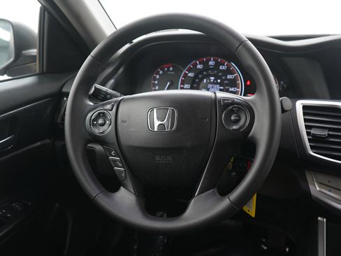 Used 2015 Honda Accord Sport image 14