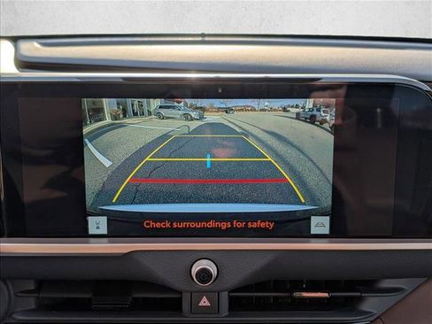 Used 2024 Toyota Crown Limited image 14