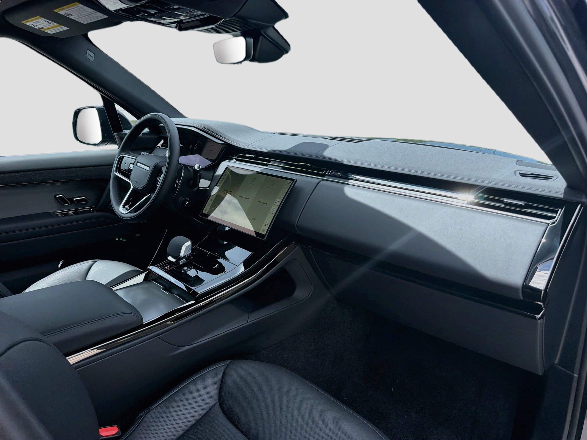 New 2027 Land Rover Range Rover Sport SE AWD/4WD image 15