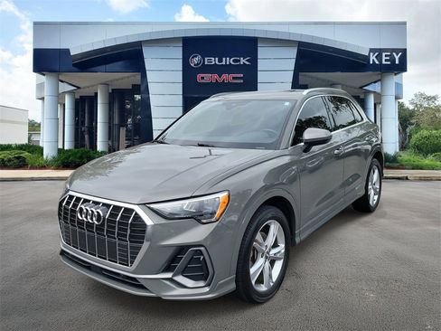 Used 2020 Audi Q3 2.0T Premium w/ Convenience Package image 3