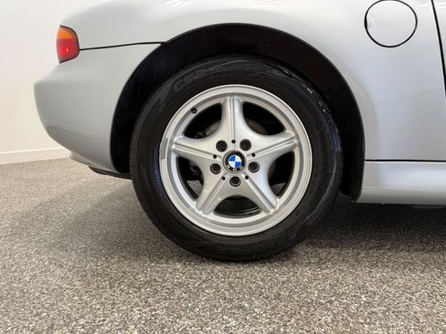 Used 1996 BMW Z3 1.9 RWD image 23