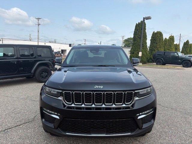 Used 2023 Jeep Grand Cherokee Limited AWD/4WD image 8