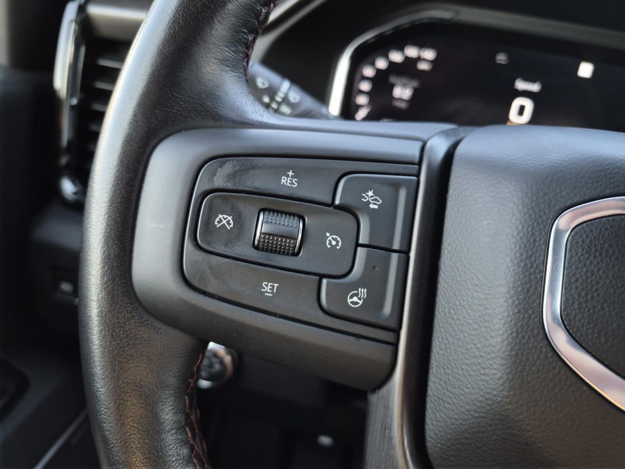 Certified 2025 GMC Sierra 2500 AT4X AWD/4WD image 21