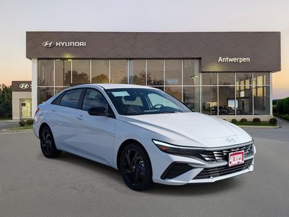 New 2026 Hyundai Elantra SEL w/ Cargo Package