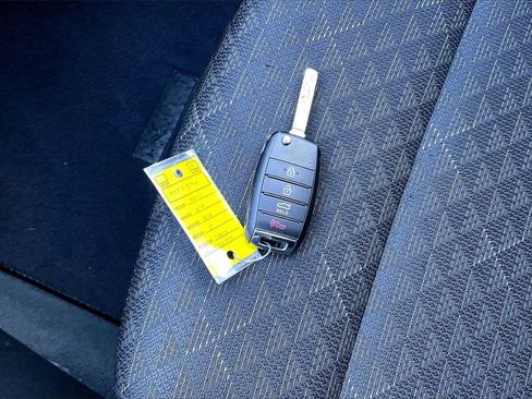 Certified 2021 Kia Rio S image 11