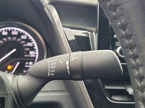 Used 2024 Toyota Camry SE image 16