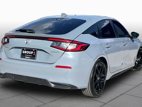 Used 2024 Honda Civic Sport image 13
