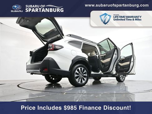 Used 2023 Subaru Outback Limited image 40