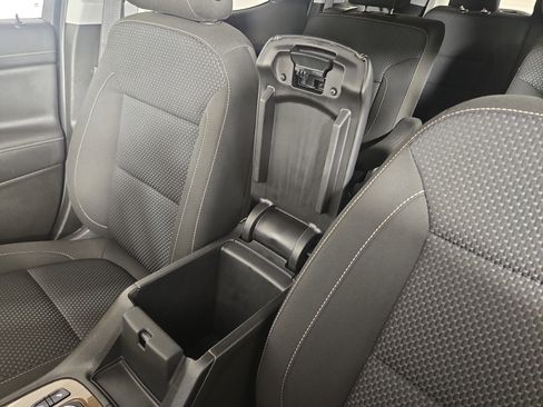 Certified 2023 GMC Acadia SLE w/ Driver Convenience Package image 30