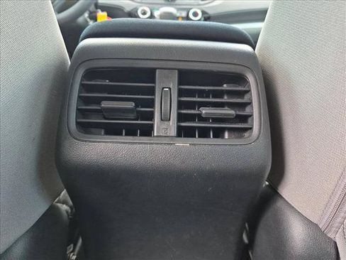 Used 2015 Honda CR-V LX image 16