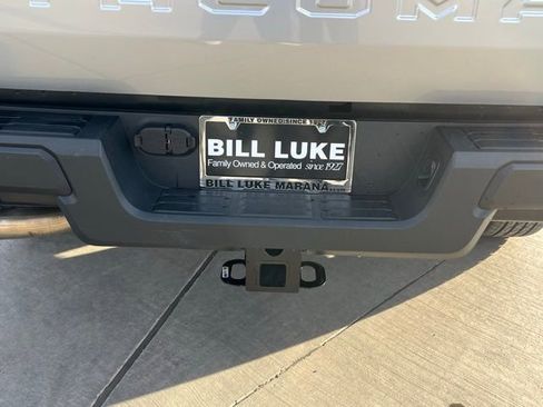 Used 2025 Toyota Tacoma SR image 9