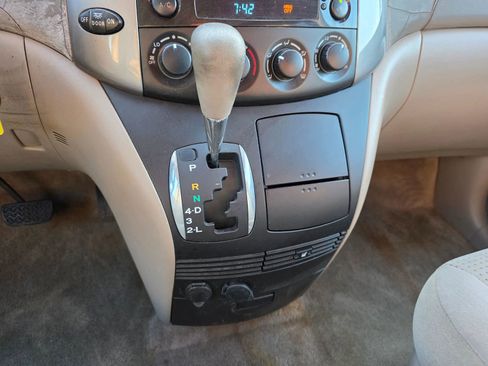 Used 2006 Toyota Sienna LE FWD image 18