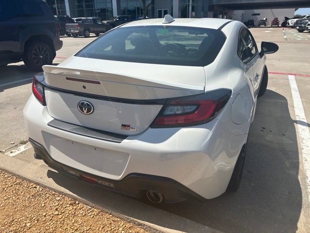 Certified 2024 Toyota GR86 Premium RWD image 3