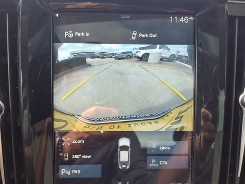 Used 2018 Volvo S90 T5 Momentum w/ Convenience Package image 12