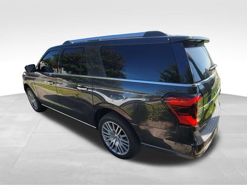 Used 2022 Ford Expedition Max Limited RWD image 3