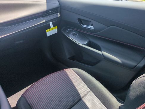 New 2026 Nissan Sentra SR FWD image 17