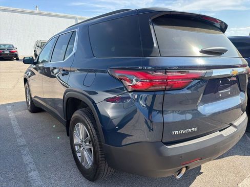 Used 2023 Chevrolet Traverse LT image 8