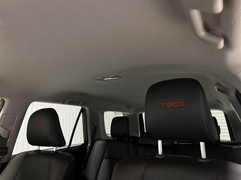 Used 2021 Toyota 4Runner TRD Off-Road Premium image 17