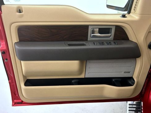 Used 2012 Ford F150 Lariat w/ Lariat Chrome Pkg image 9