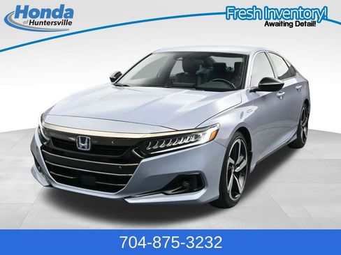 Used 2022 Honda Accord Sport image 4