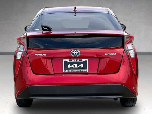 Used 2017 Toyota Prius Four FWD image 5