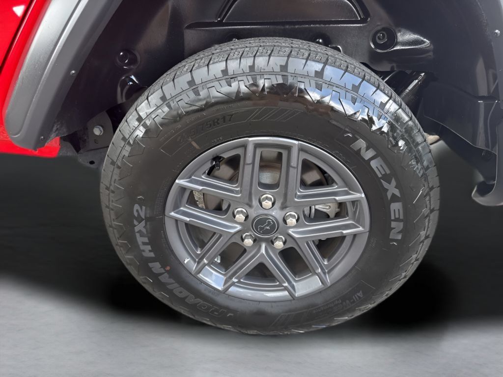 Used 2025 Jeep Wrangler Unlimited Sport AWD/4WD image 32