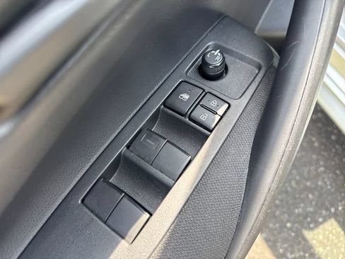 Certified 2023 Toyota Corolla LE AWD/4WD image 23