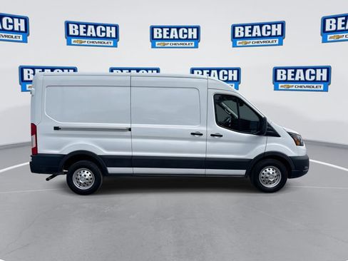 Used 2023 Ford Transit 250 Medium Roof AWD image 9