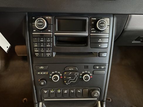 Used 2012 Volvo XC90 3.2 R-Design image 24