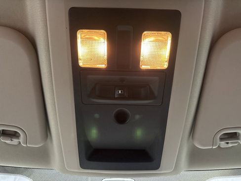 Used 2012 RAM 1500 Big Horn w/ Remote Start & Security Group image 21