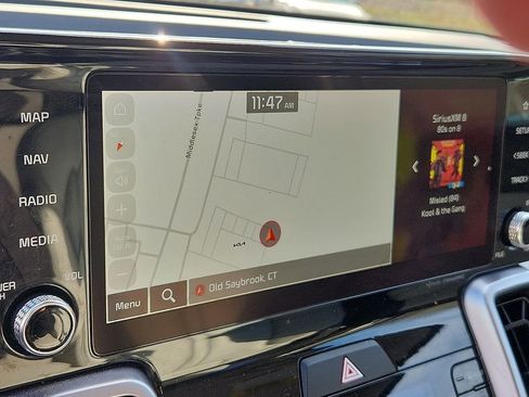 Used 2023 Kia Sorento EX image 18