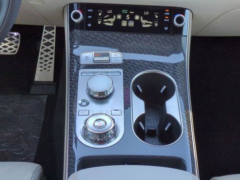 New 2026 Genesis GV70 3.5T Sport Prestige AWD/4WD image 15