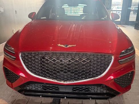 Used 2022 Genesis GV70 2.5T w/ Sport Prestige Package image 5