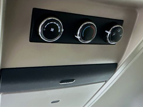 Used 2017 Dodge Grand Caravan SE w/ Power Window Group image 25